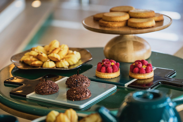 Découvrez le bar et le goûter le café basque - la partie gourmande du café de Paris